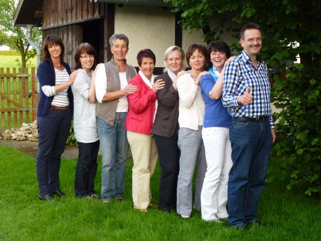 Brigitte Kraft, Petra Henkel, Renate Müller, Sieglinde Günder, Helga Witzel, Ulrike Gundelach, Yvonne Müller, Joachim Nentwich 